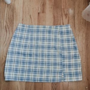 ✨Plaid Zippered M-Slit Mini Skirt✨
